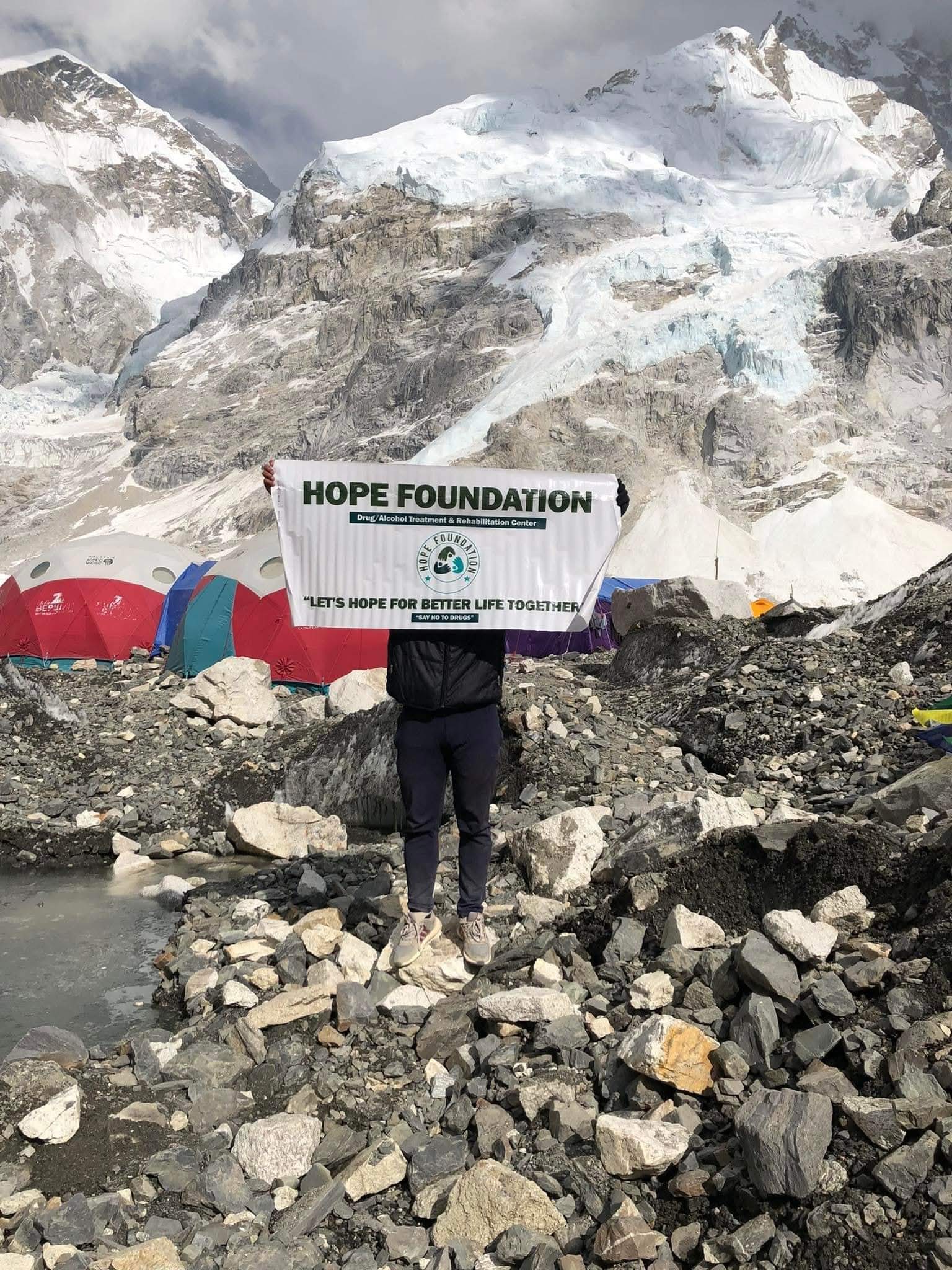 Everest Awareness Banner